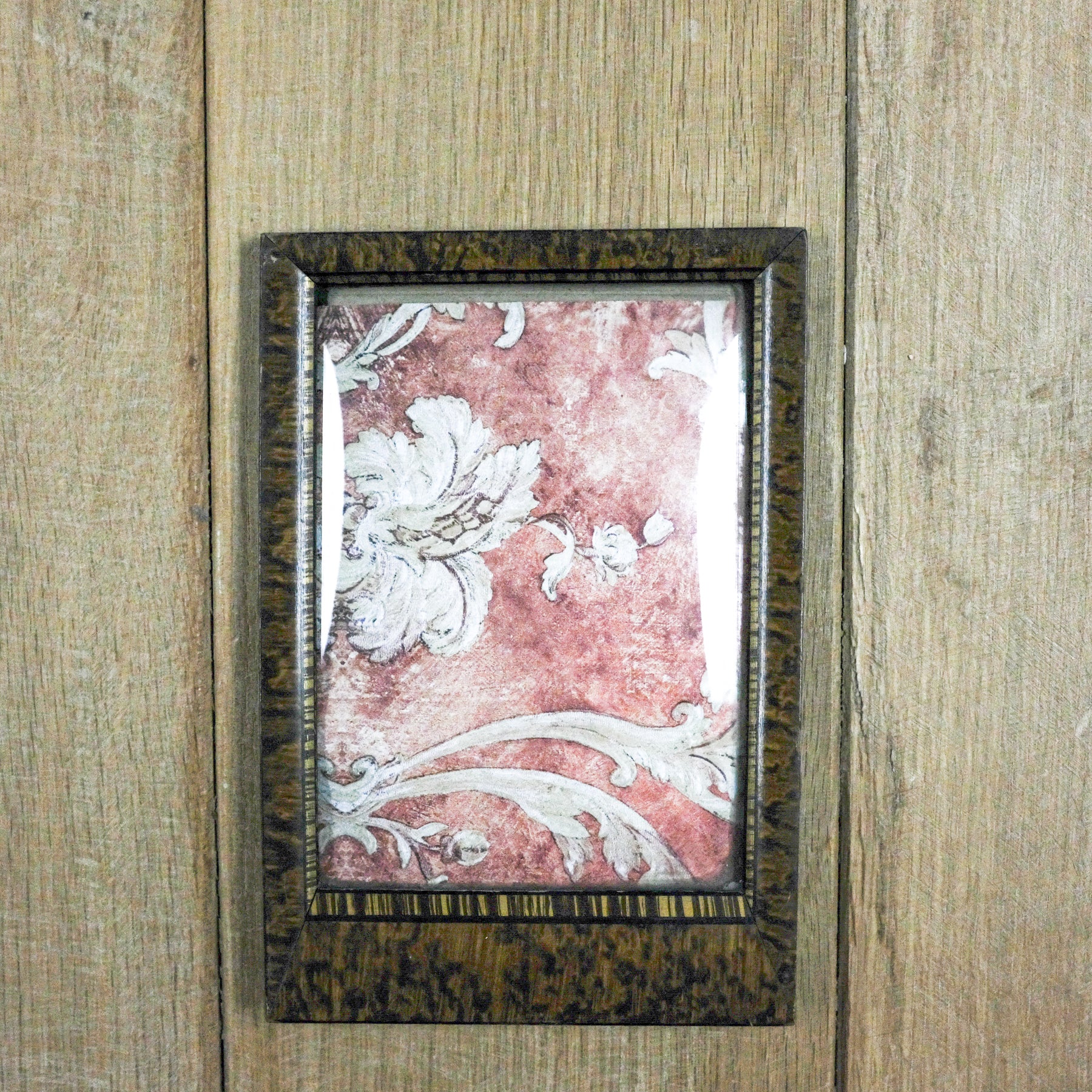 Vintage Burlwood Frame
