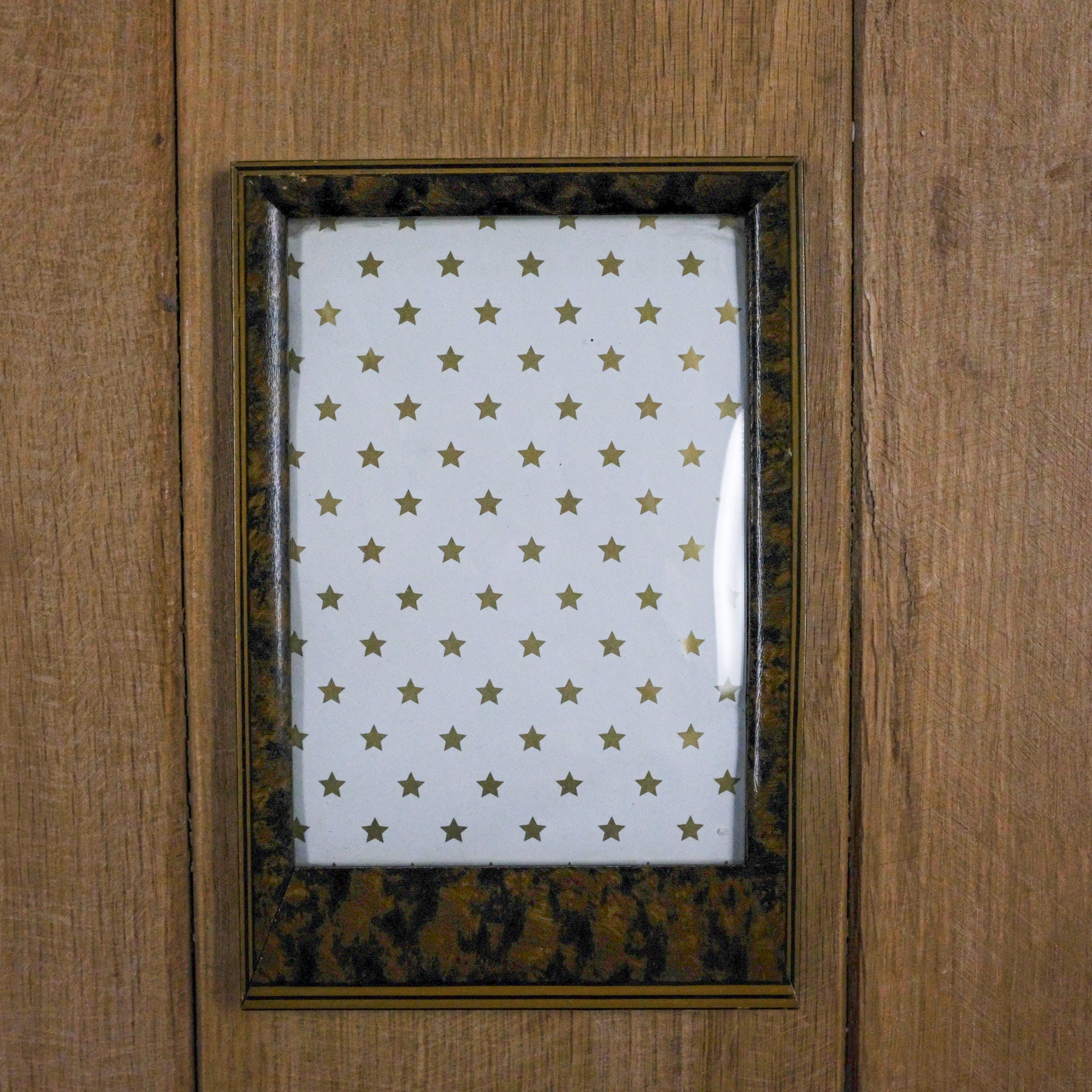 vintage burlwood vertical frame