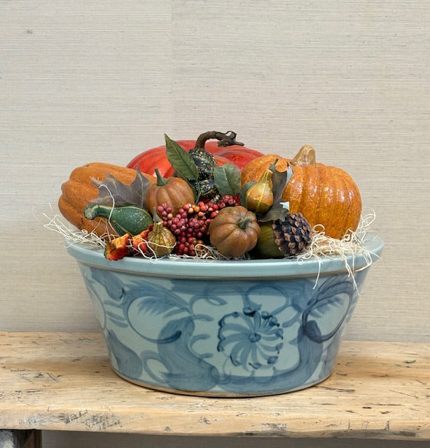Porcelain Basin Planter in Twisted Flower Motif