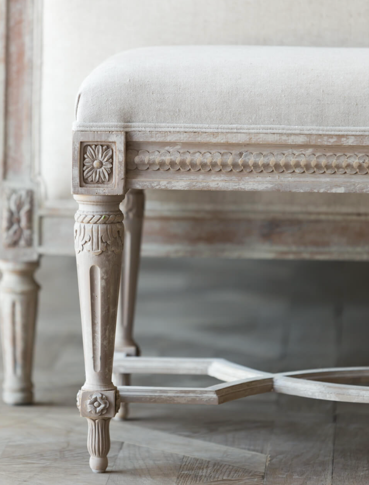 leg detail on antique reproduction bench