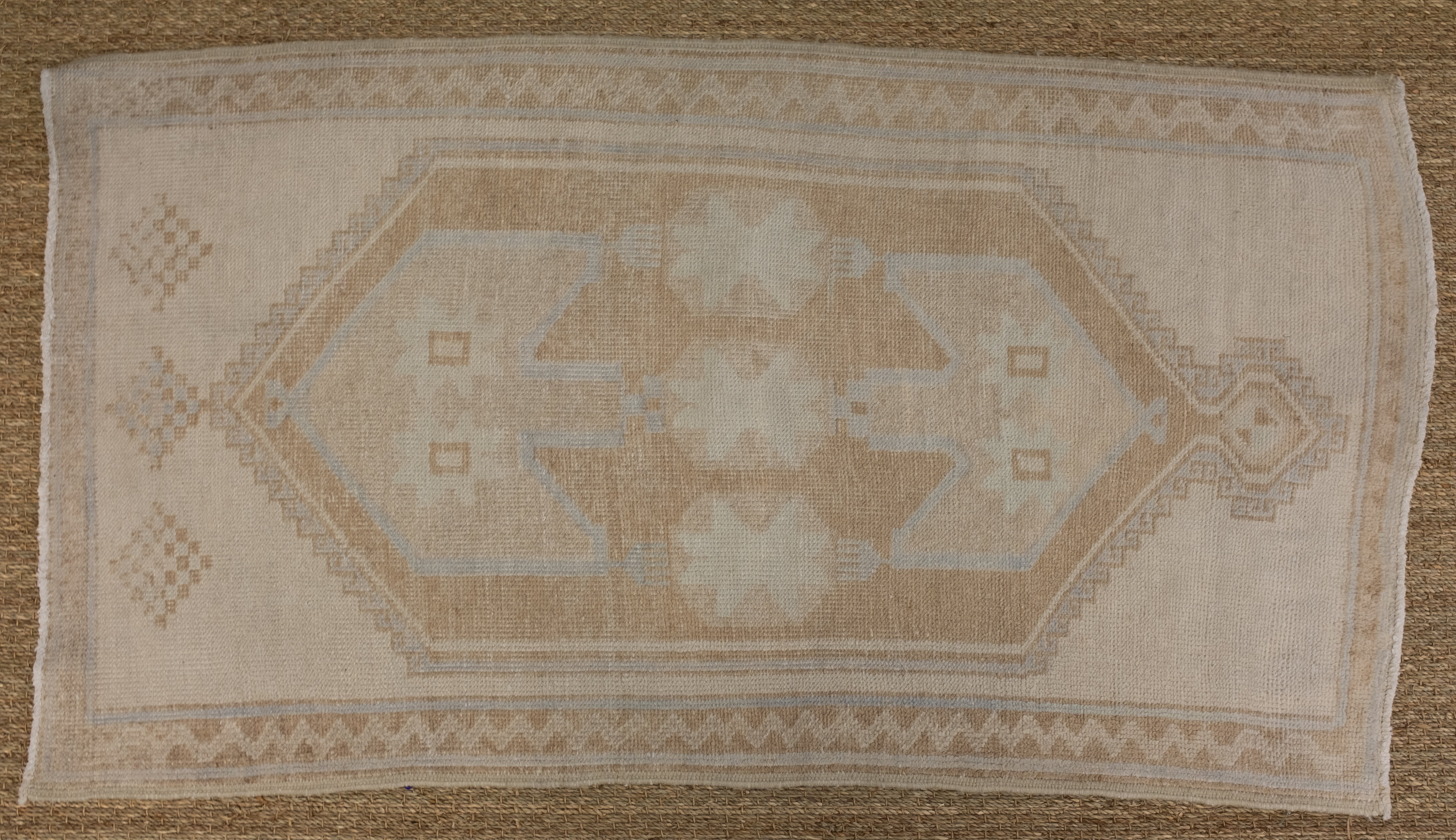 vintage sivas turkish rug