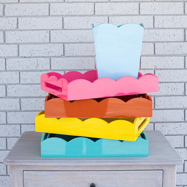 stack of lacquer tray and trash bin